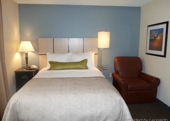 Hotel Sonesta Simply Chicago 2*