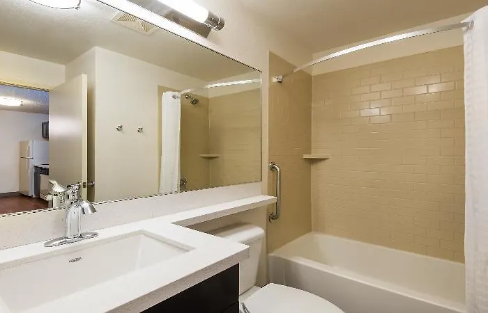 Hotel Sonesta Simply Chicago Libertyville