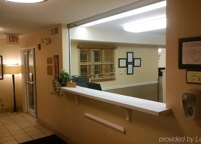 Sonesta Simply Chicago 2*