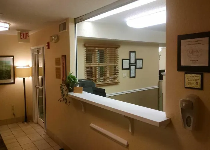 Sonesta Simply Chicago Libertyville