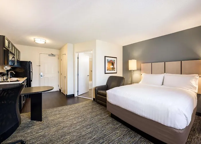 Hotel Sonesta Simply Chicago 2*