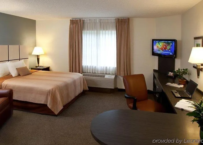 Sonesta Simply Chicago 2*
