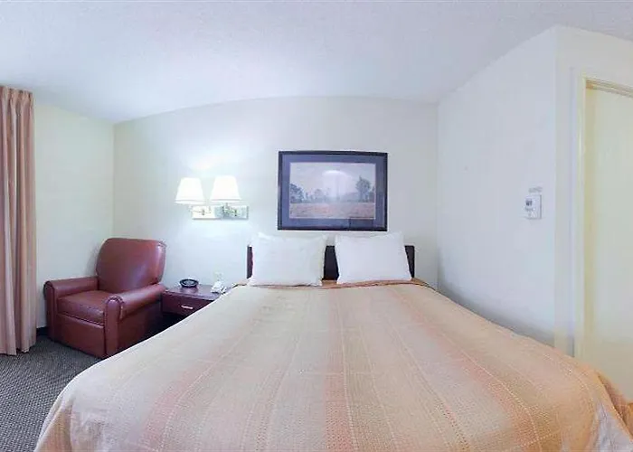 Hotel Sonesta Simply Chicago Libertyville